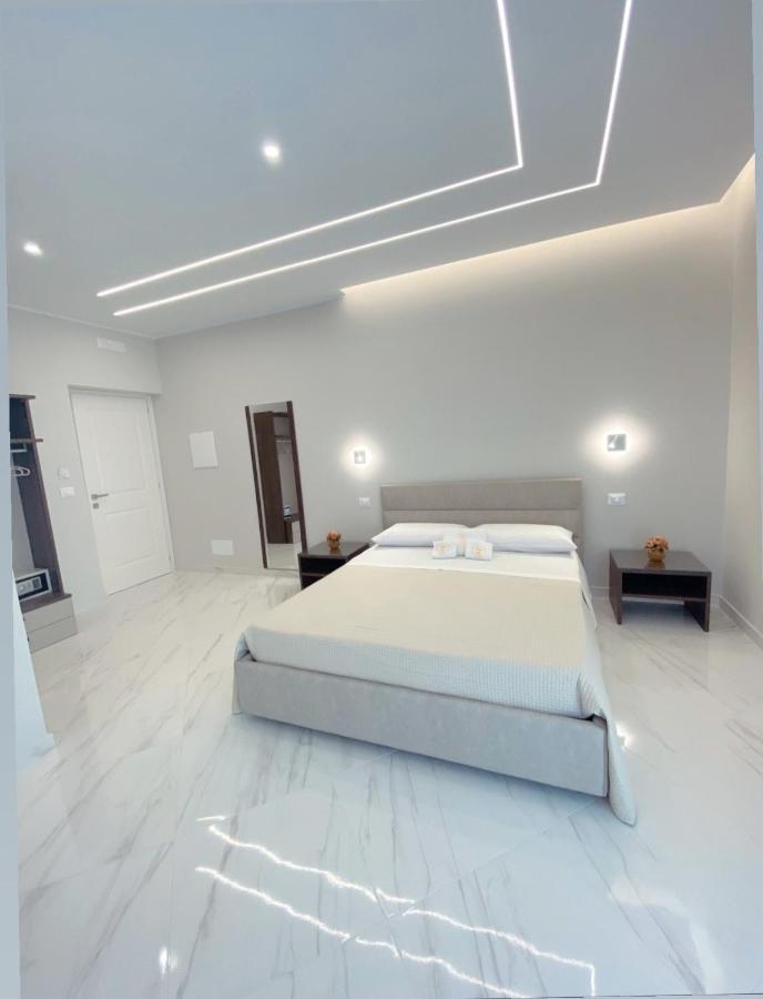 Meligrana Central Rooms トロペーア エクステリア 写真